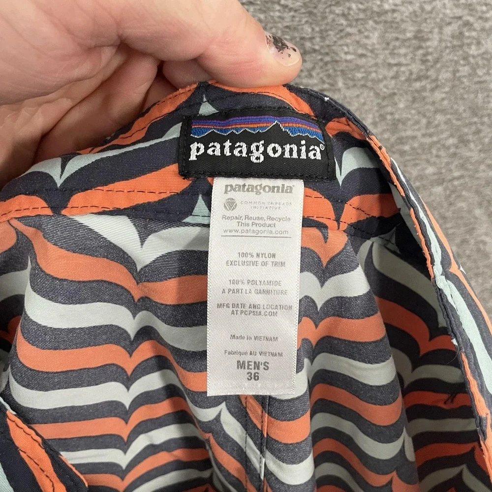 Patagonia Board Shorts Mens 36 Multicolor Wavefarer Nylon Swim Trunks Quick Dry